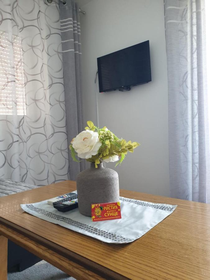 Lux Apartman Ristic 2 Сокобаня Экстерьер фото